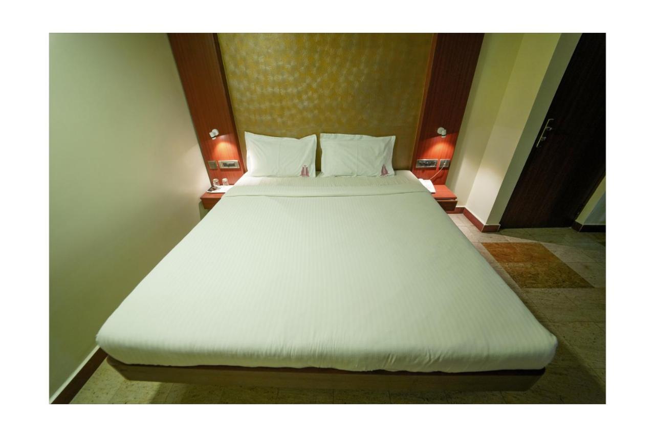 Everestparkresidency Hotel Tiruchirappalli Eksteriør billede