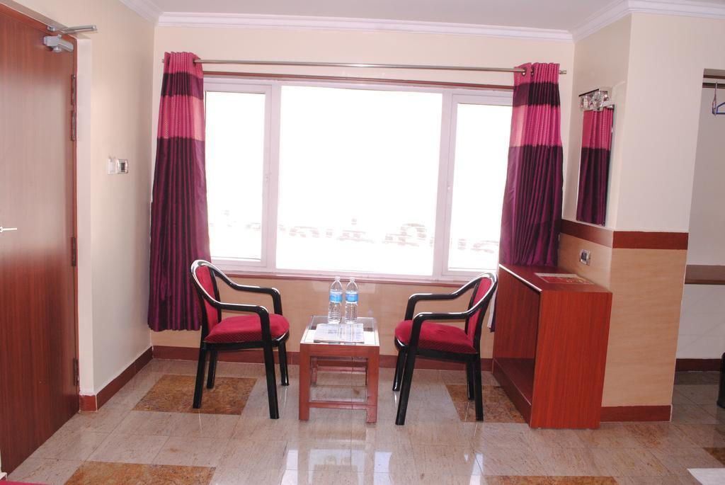 Everestparkresidency Hotel Tiruchirappalli Værelse billede